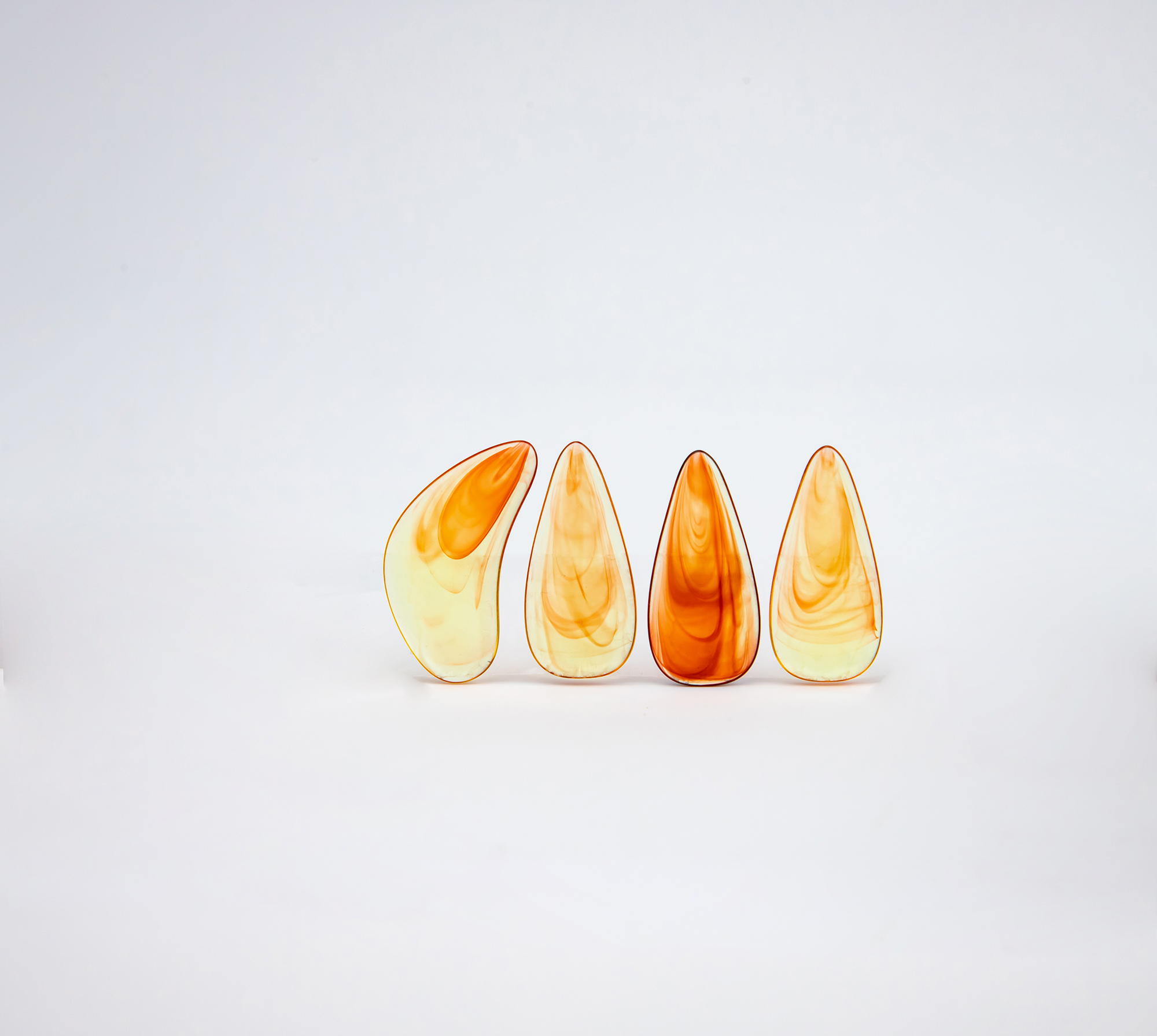 dm古筝指甲是什么材质,古筝什么材质的音质最好