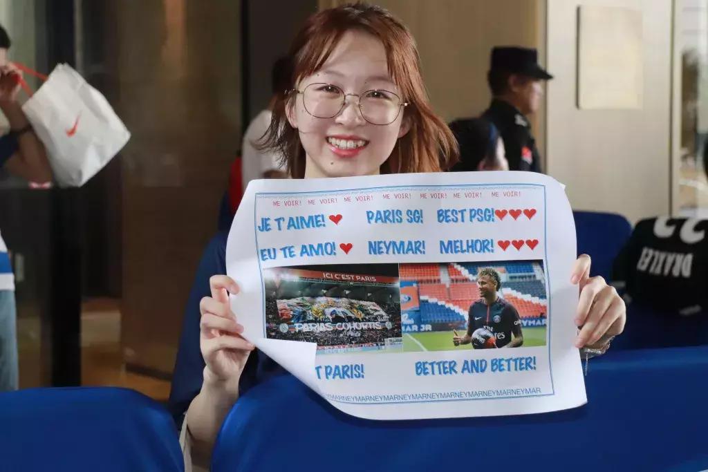 巴黎圣日耳曼抵达伯纳乌,巴黎圣日耳曼姆巴佩射门训练