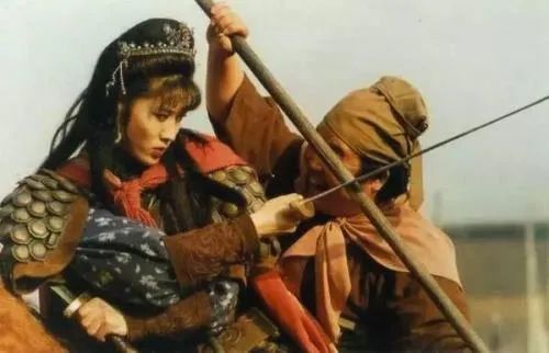 金圣叹对扈三娘的评价,读水浒论真假英雄