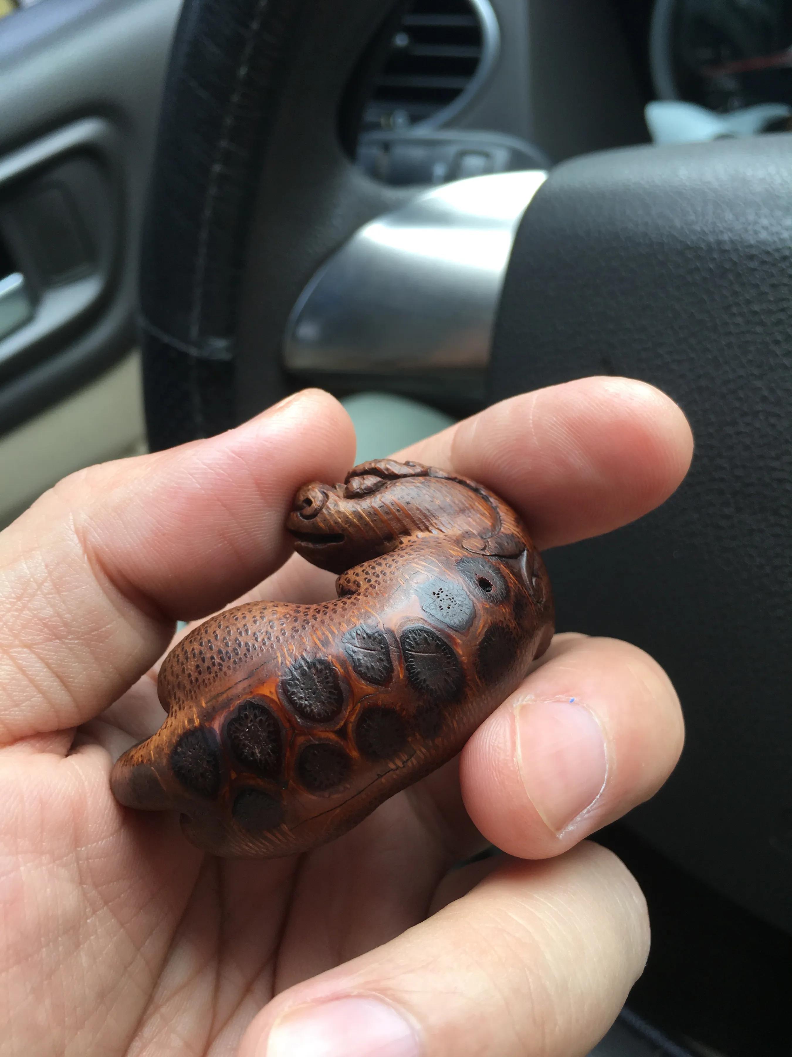 回头鸟根雕,竹根雕狮子值钱吗