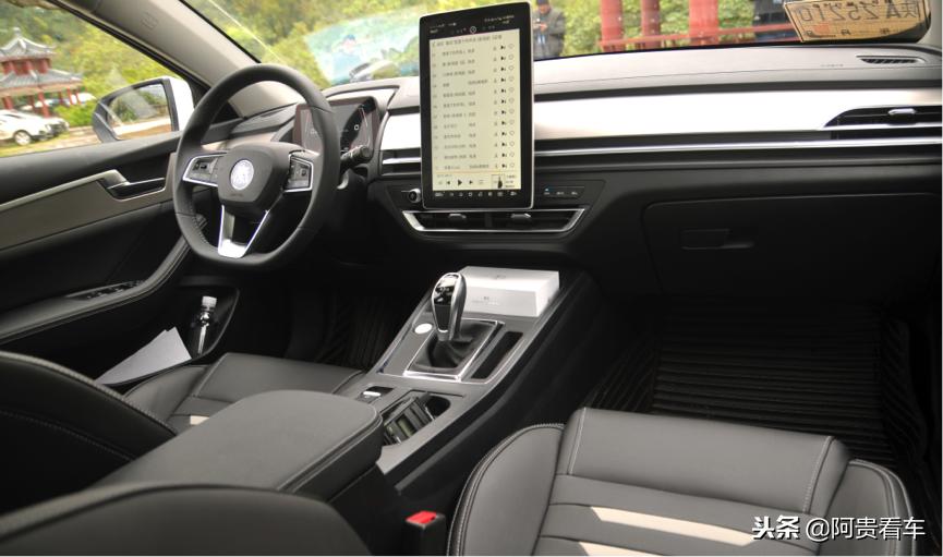 峰值扭矩290nm,峰值扭矩260牛米