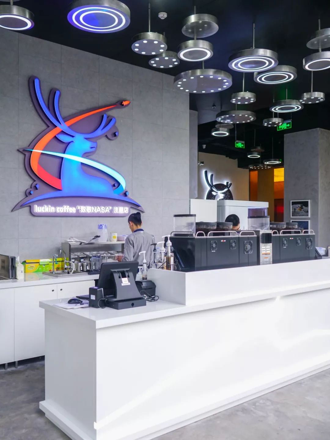 瑞幸为什么都叫瑞幸咖啡呢,瑞幸卖的都是咖啡吗