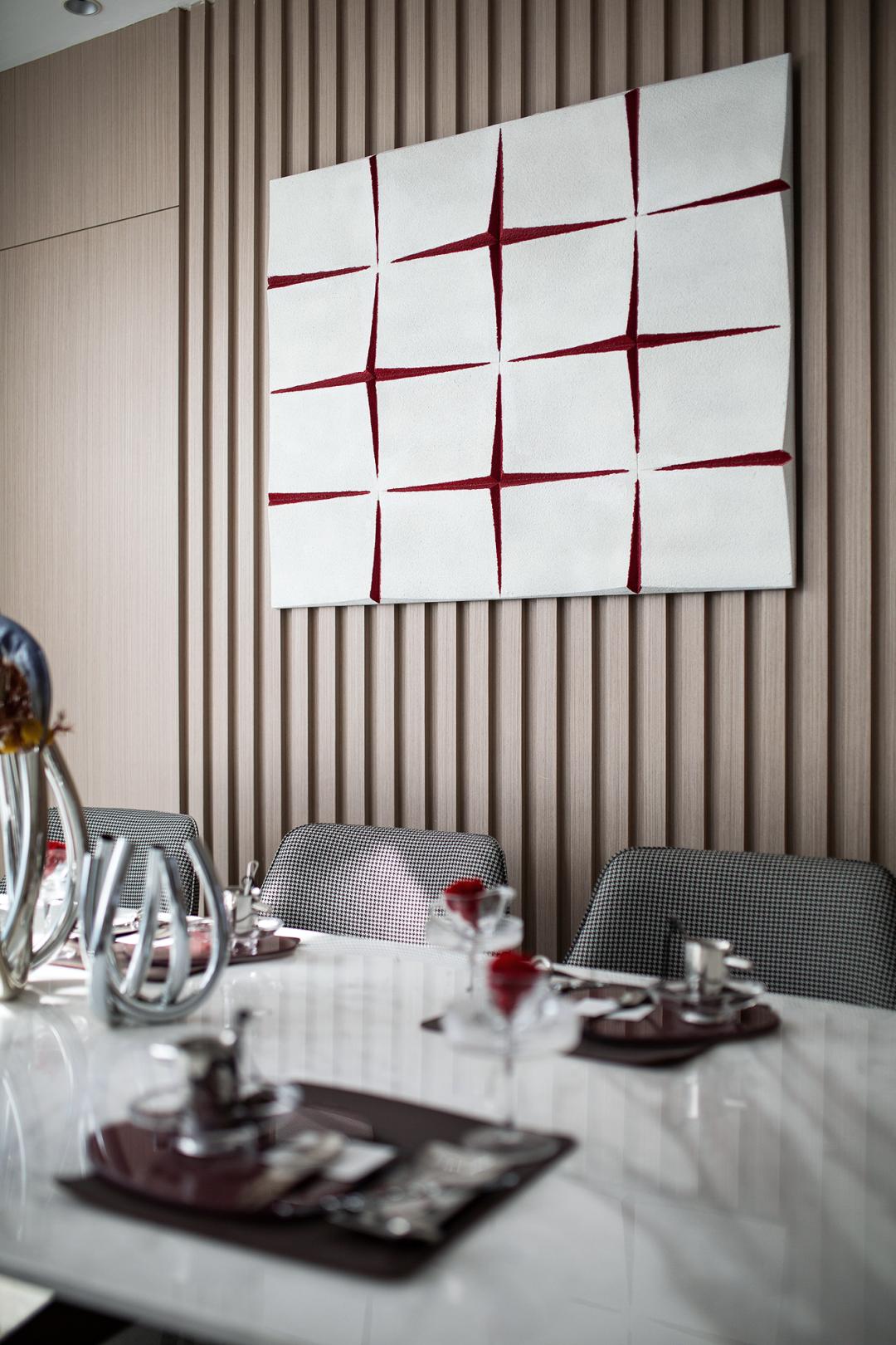 「香港方黄集团新作」静谧无忧桃花源vs烈艳蓝金Dior