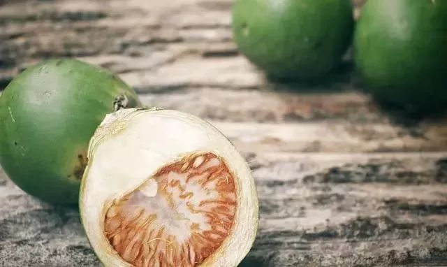 男子多年咀嚼槟榔半张脸被切除,吃槟榔割了半边脸张不开嘴