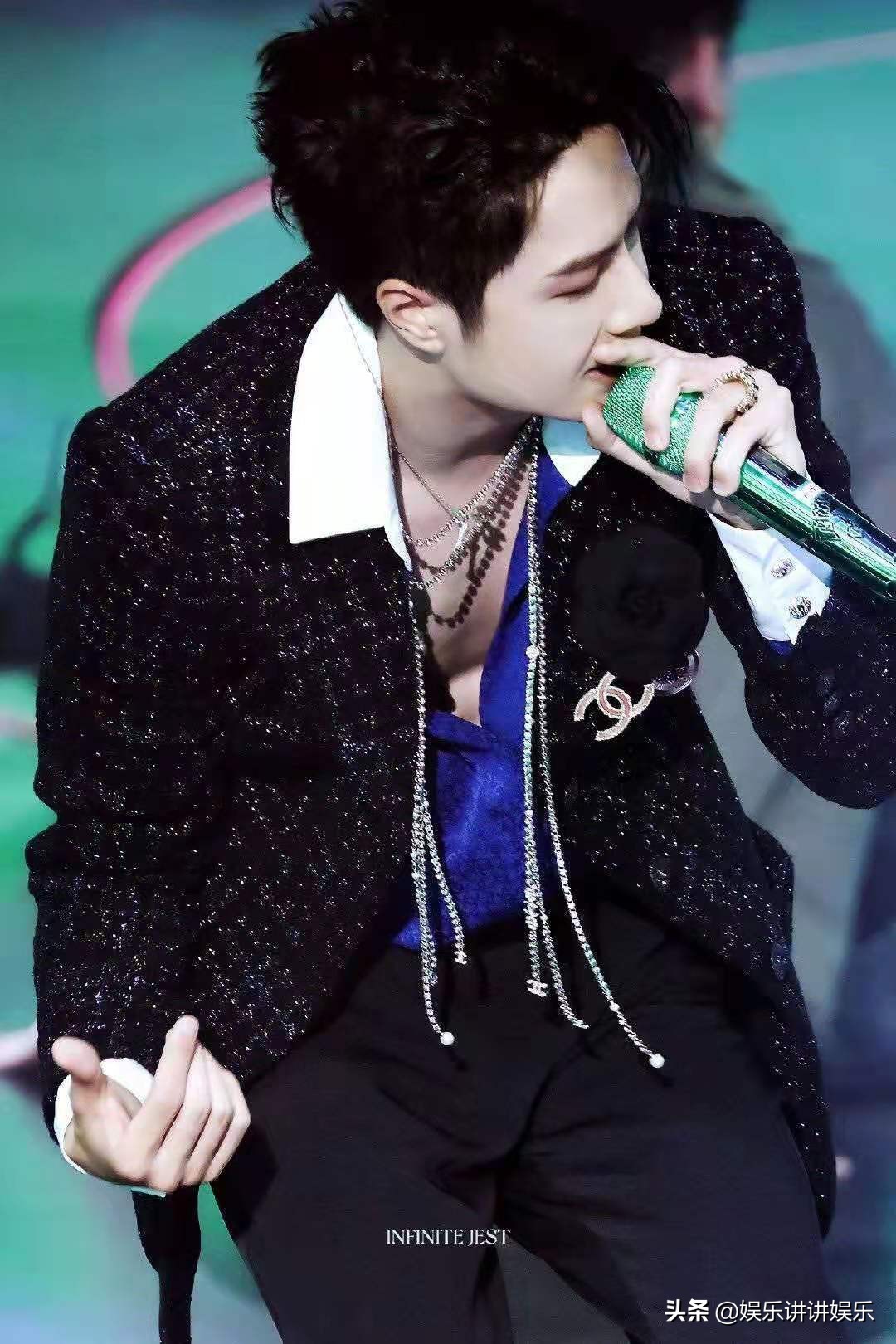 肖战和王一博谁代言多,王一博和肖战谁代言多