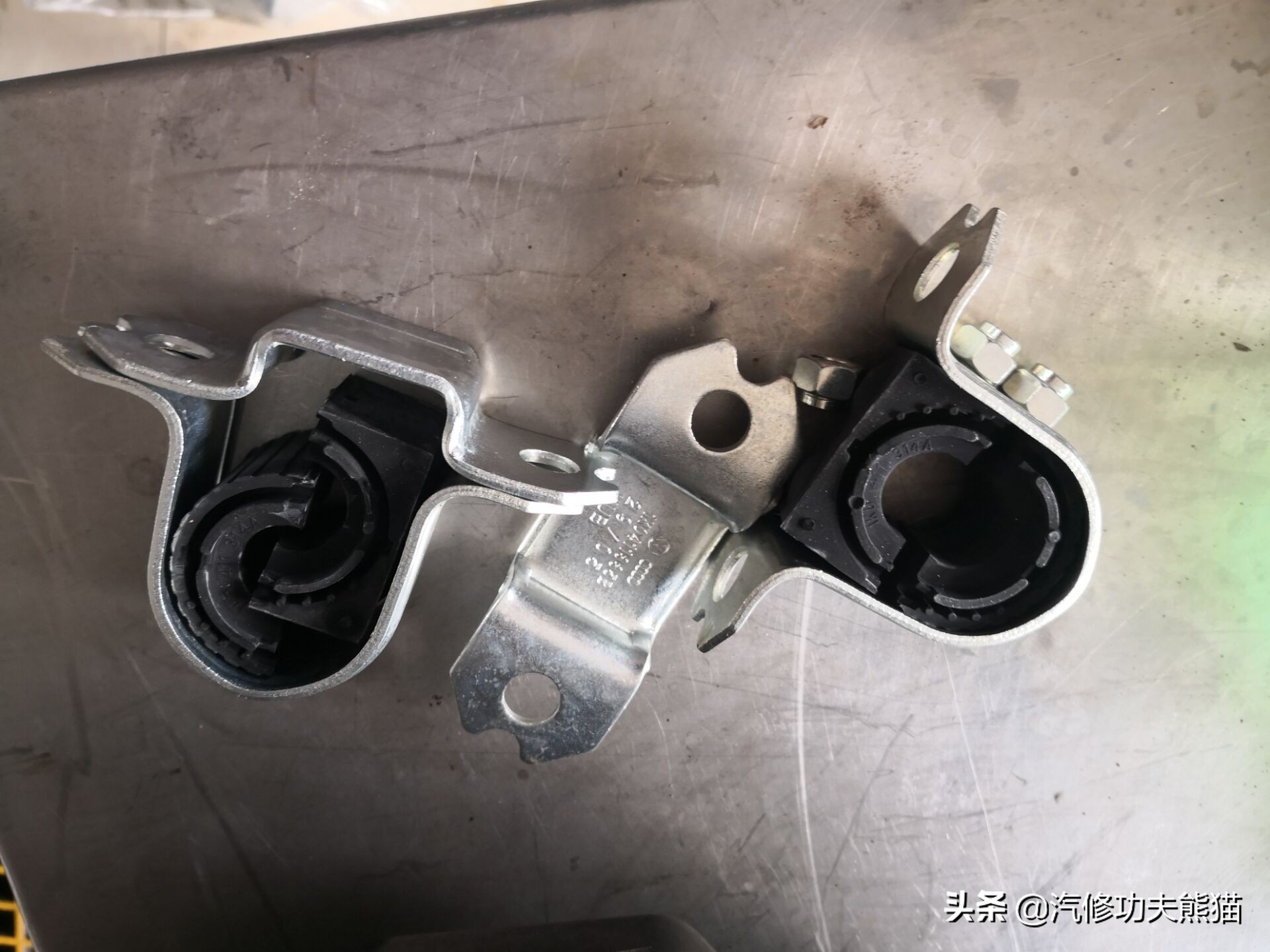 大众途观发动机烧机油维修多少钱,2010款大众途观严重烧机油