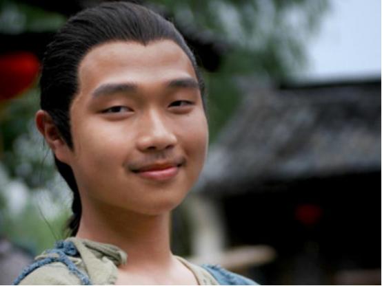 还记得功夫里面的龅牙珍么,功夫片段酱爆说他是绝世高手