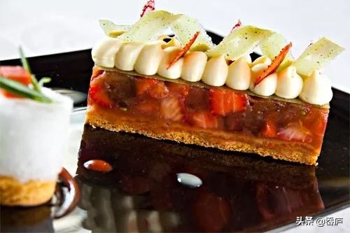 她以咖啡之名，成就了一段时尚传奇