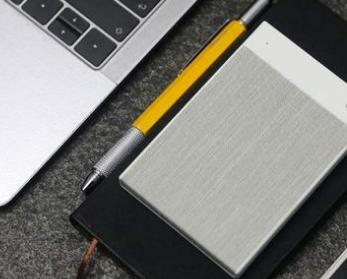 移动硬盘对比u盘哪个好,移动硬盘和u盘哪个适合长期存储