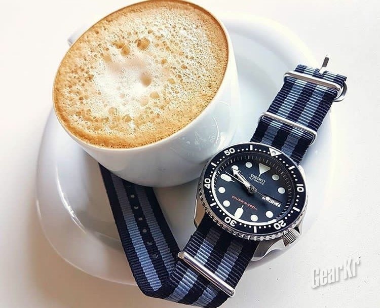 朴实无华劳力士,精工seiko手表男士翡翠绿水鬼5号