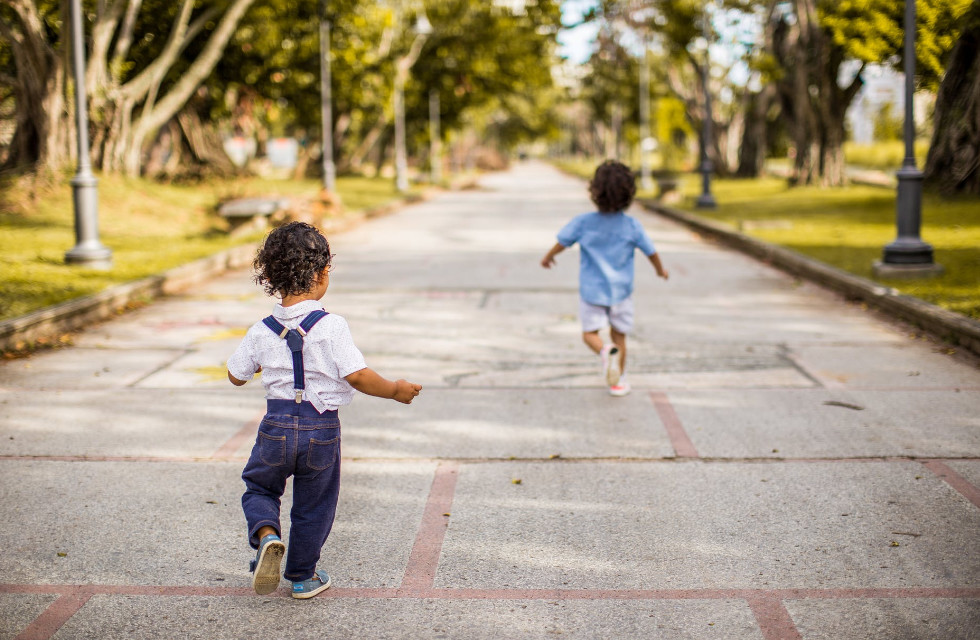 孩子到了扔东西敏感期怎么度过,6岁小孩扔东西应该怎么正确引导