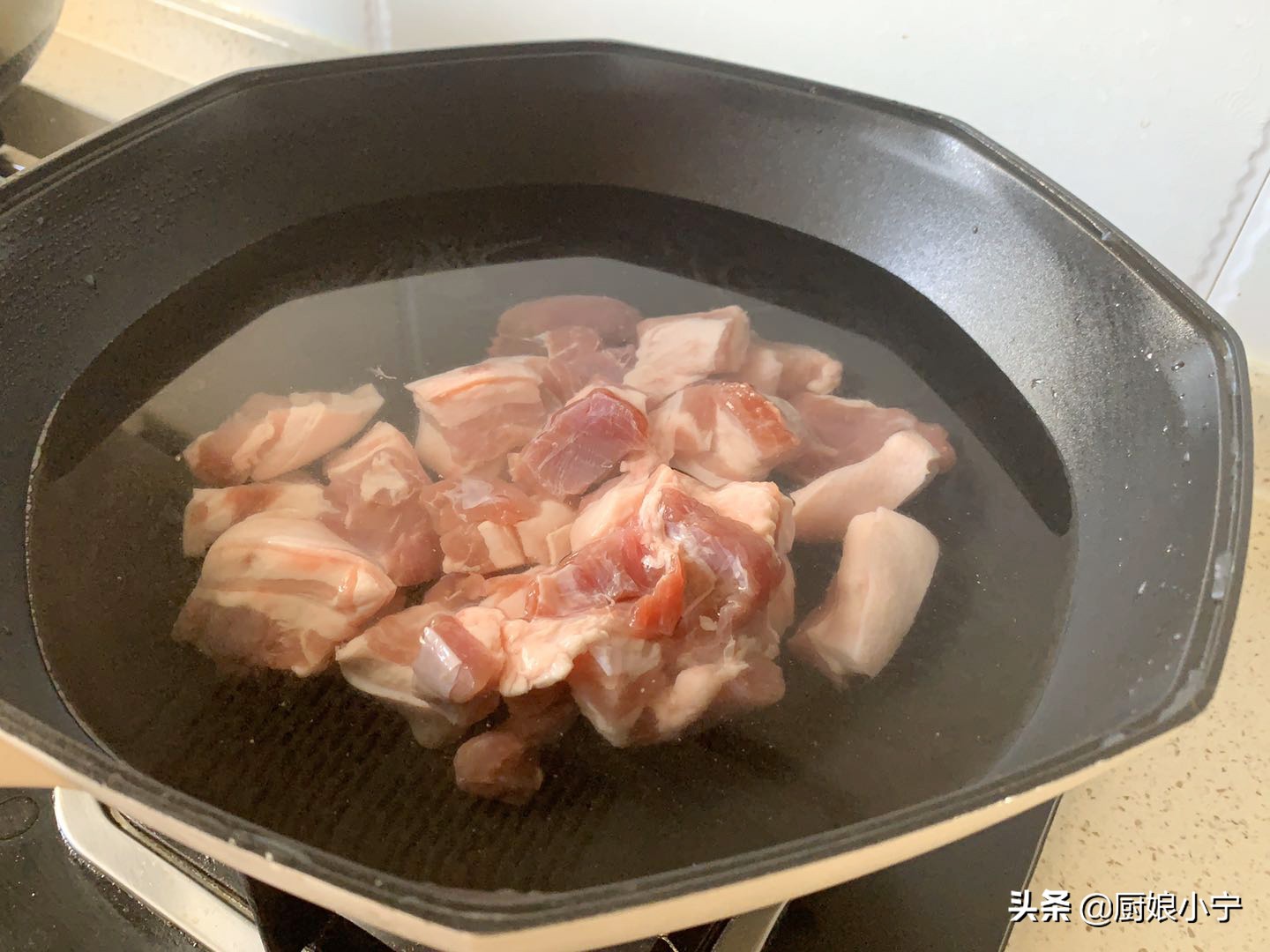 白吉馍和潼关肉夹馍的做法全过程,早餐别再吃油条包子