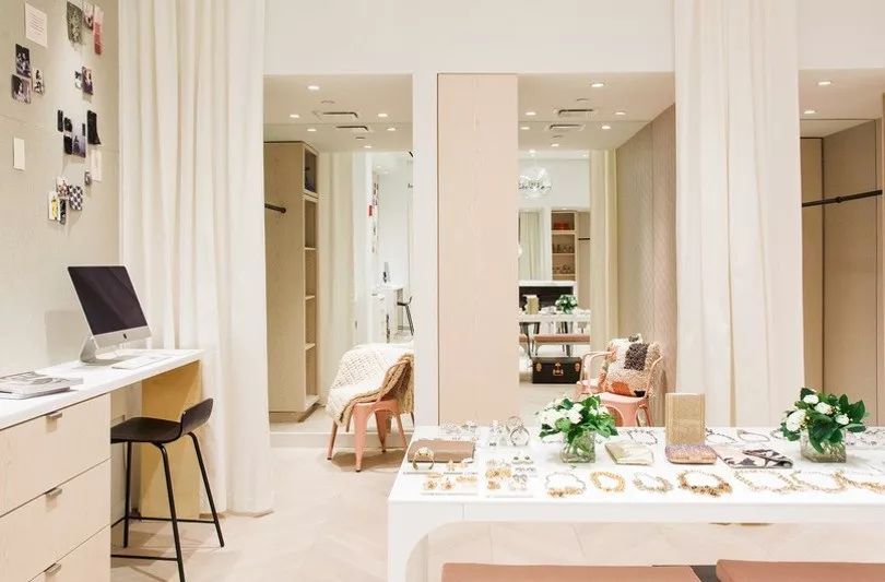 开一家品牌服装店,开一家男女服装店