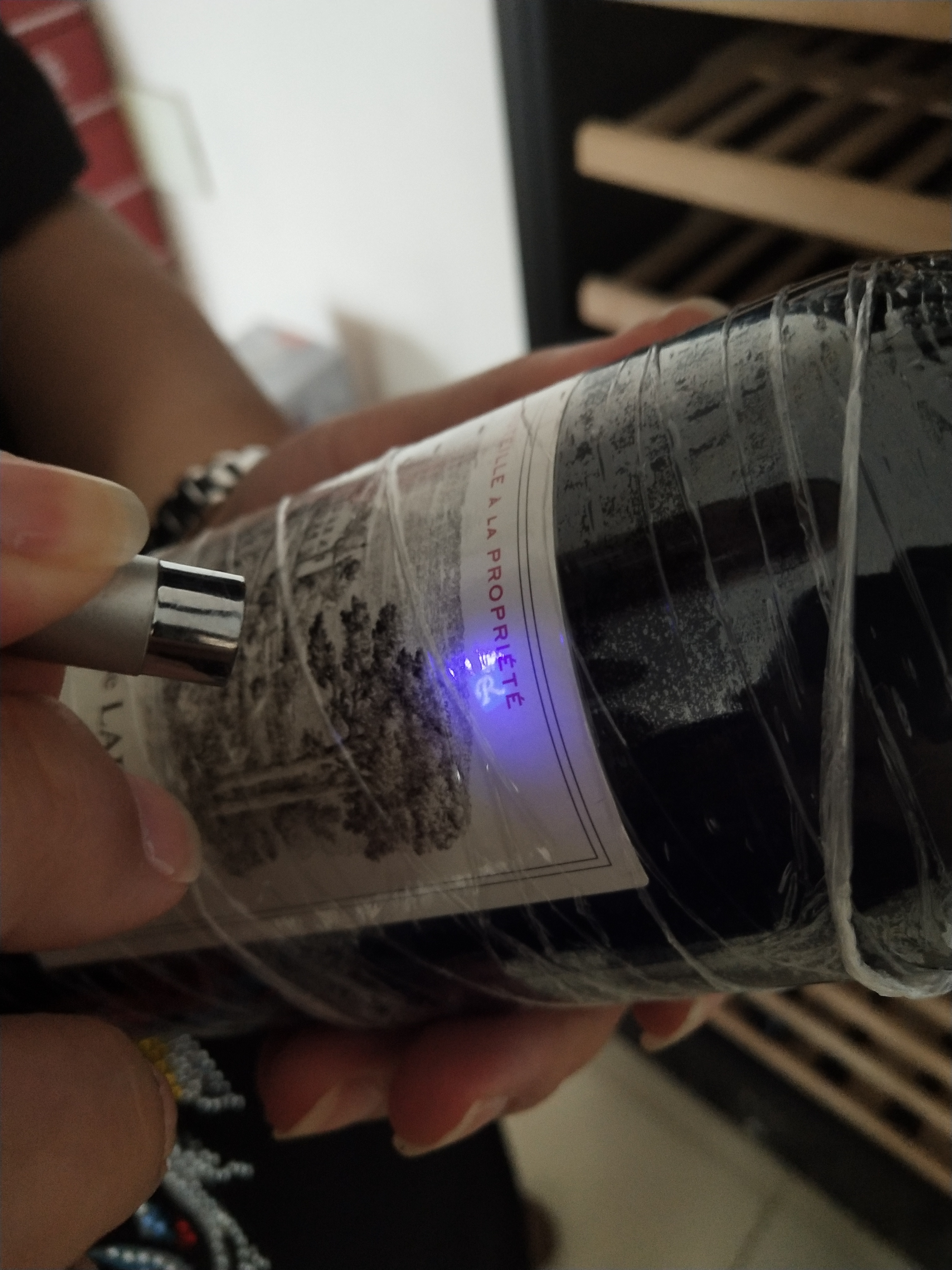 小拉菲真假鉴定方法,小拉菲真假鉴别2008