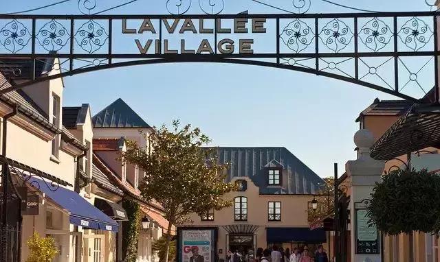 巴黎顶级买手百货,巴黎机场免税店购物攻略