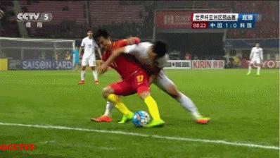 让球迷们纷纷表示再也不黑国足的比赛，如今回忆起来记忆犹新