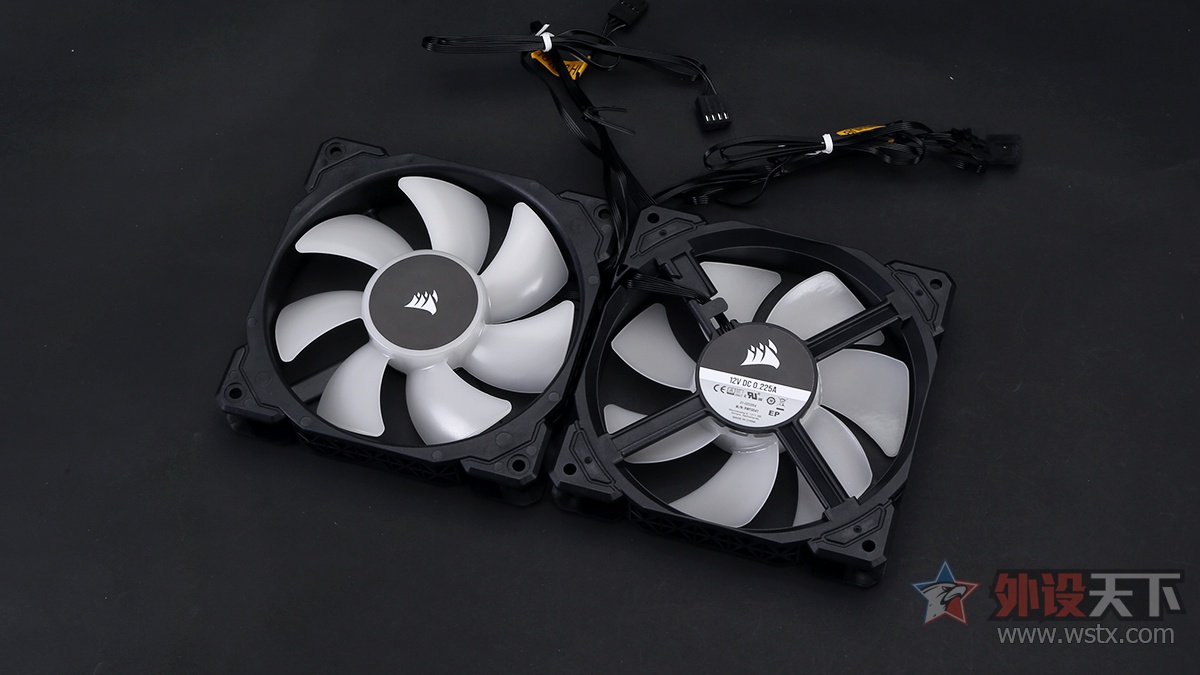 海盗船散热器h100i配十二代cpu,美商海盗船h150ipro散热效果