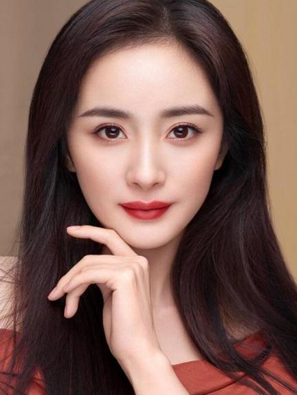 杨幂把自己捧成资本家,杨幂算资本家吗