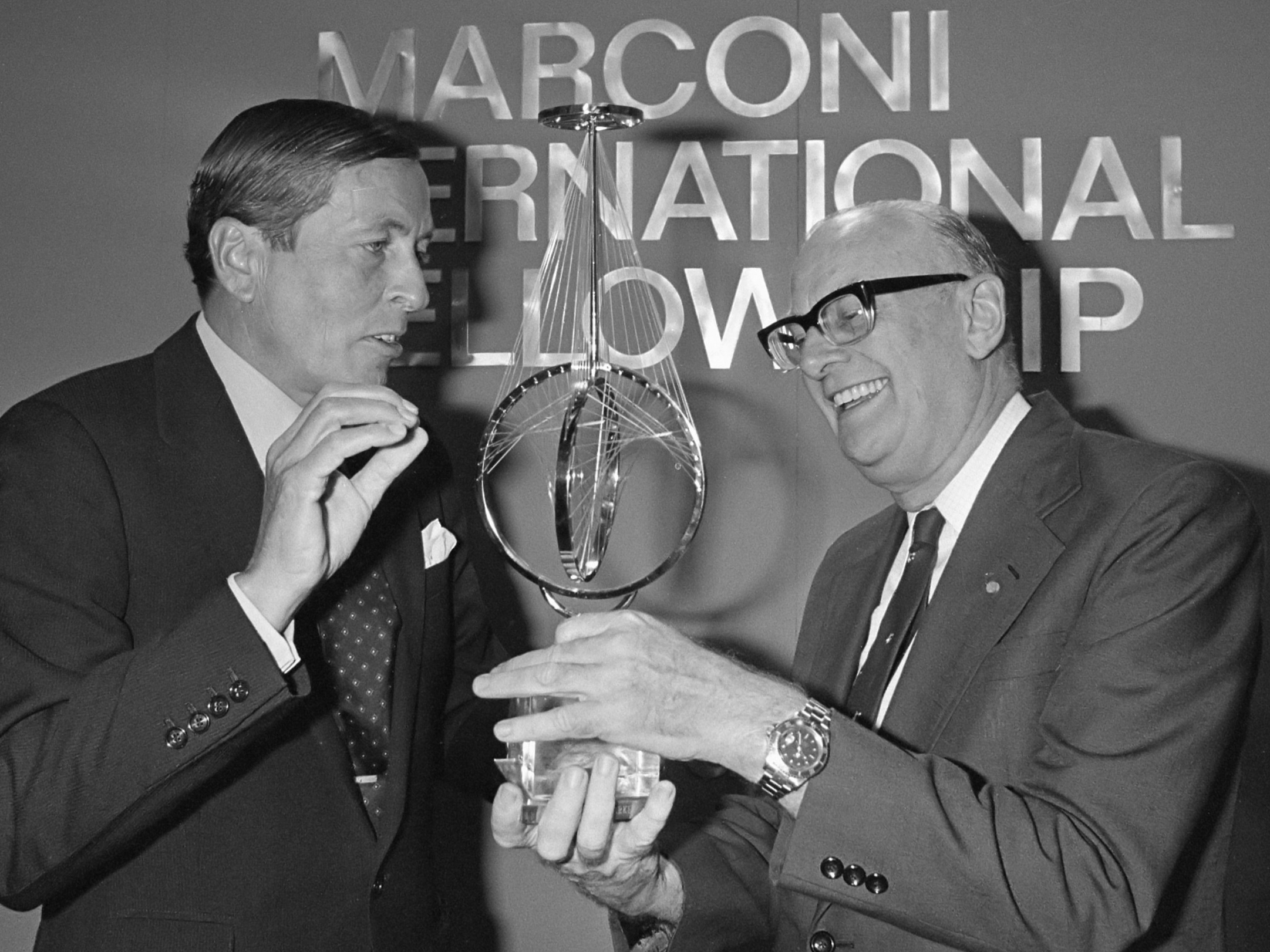 阿瑟克拉克对刘慈欣有影响吗,刘慈欣获克拉克奖英文获奖致辞