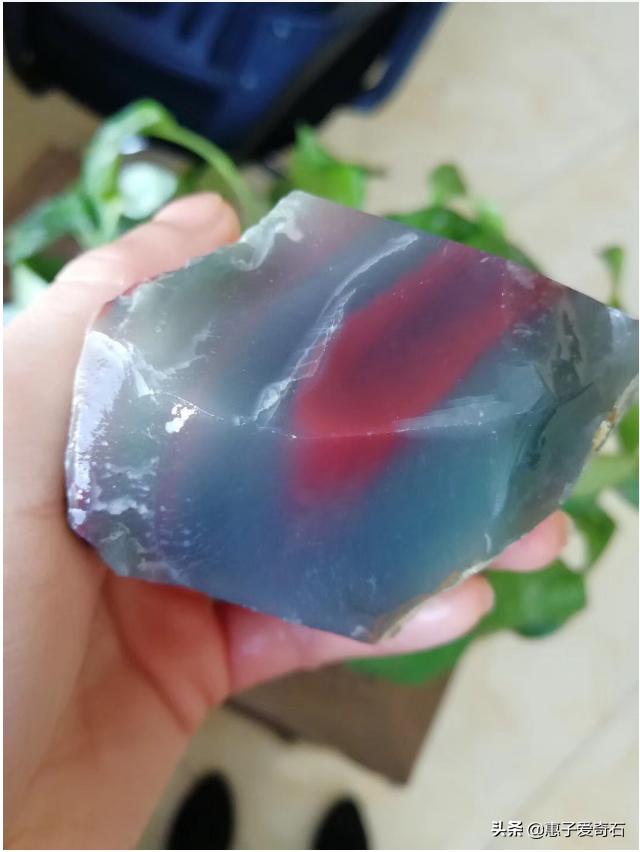 陕西渭河最好奇石图片大全,最贵的金丝玉奇石