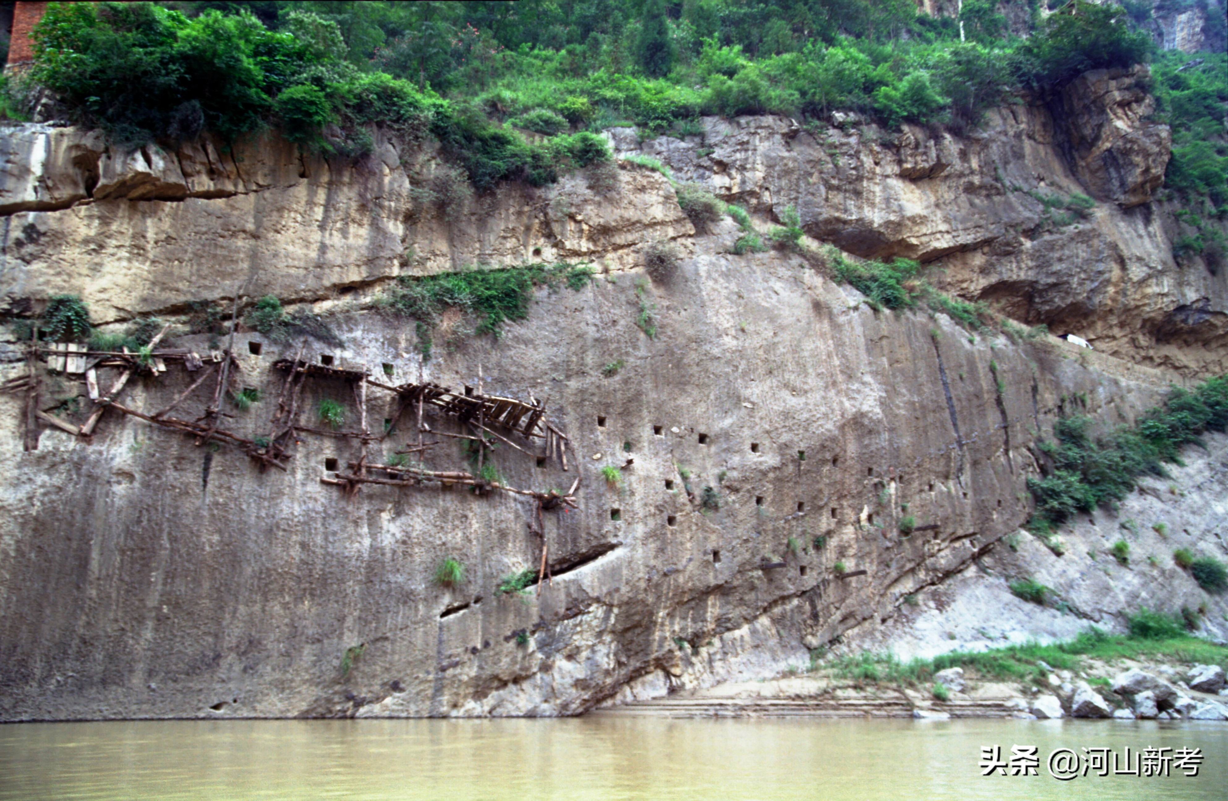 古栈道是如何修建的,古栈道是怎么建造的