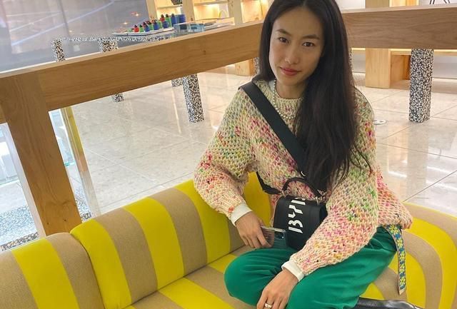 陈冠希帅气照片,陈冠希和爱妻恩爱合照