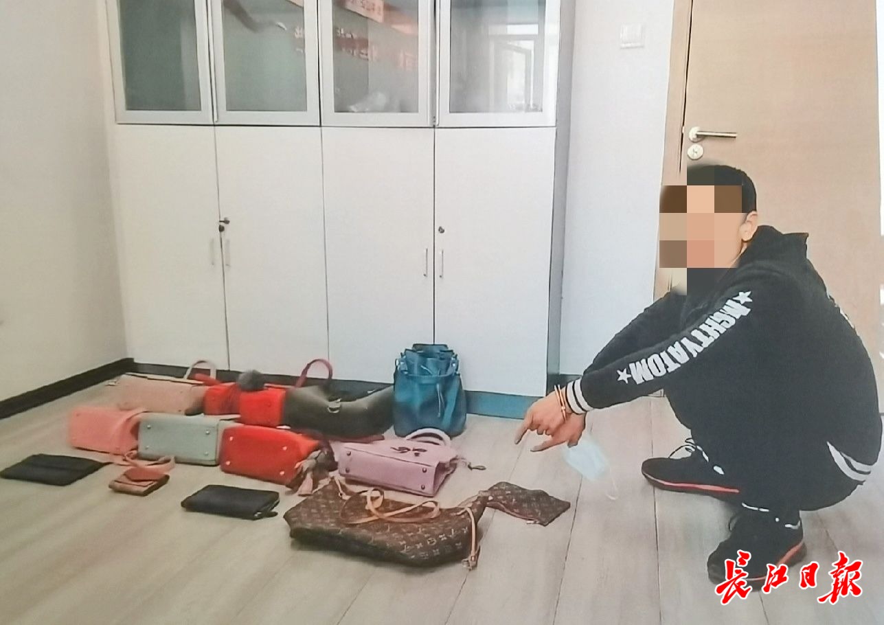 被盗名牌包包,12只名牌包包