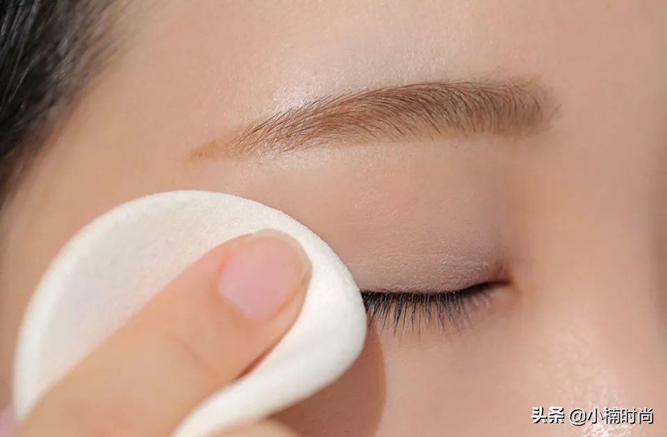 新手日常妆容速学超详细眼妆教程,眼妆教程干净高级初学者巨简单