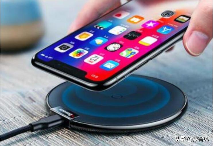 手机无线充电是鸡肋还是真有必要,手机无线充电的优缺点详解