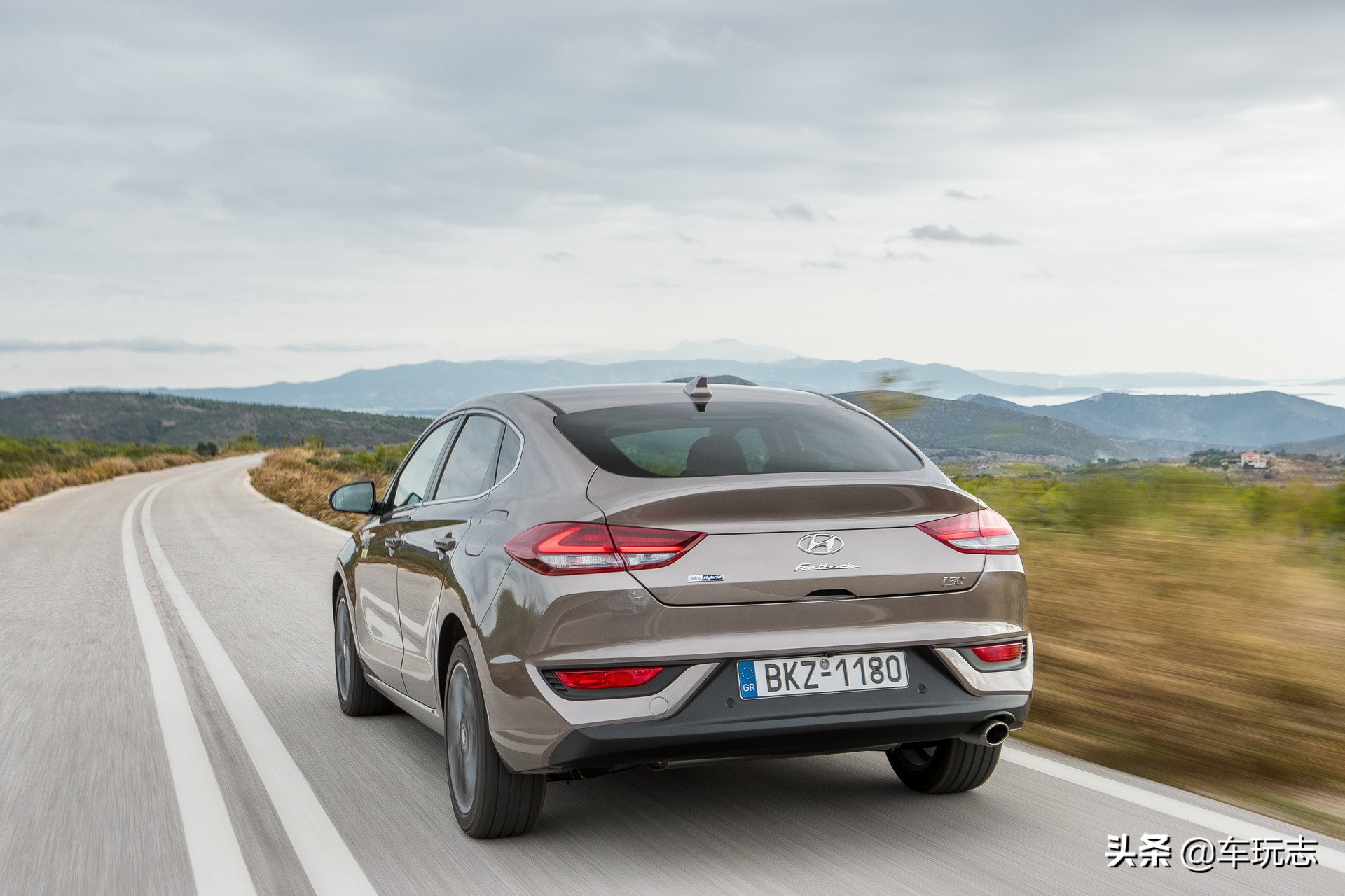 现代伊兰特新款1.5试驾,试驾现代伊兰特1.5cvt