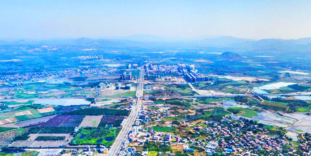 九所新区离三亚有多远,三亚最具特色的小镇