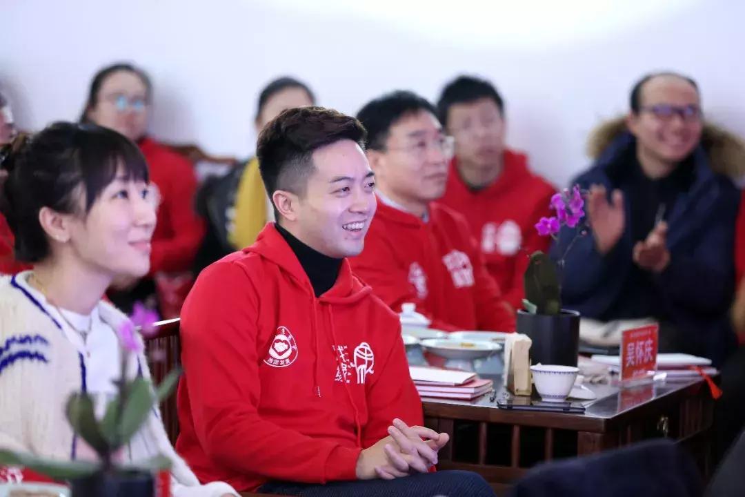 携手共进合作共赢开头结尾,携手共赢最后结局