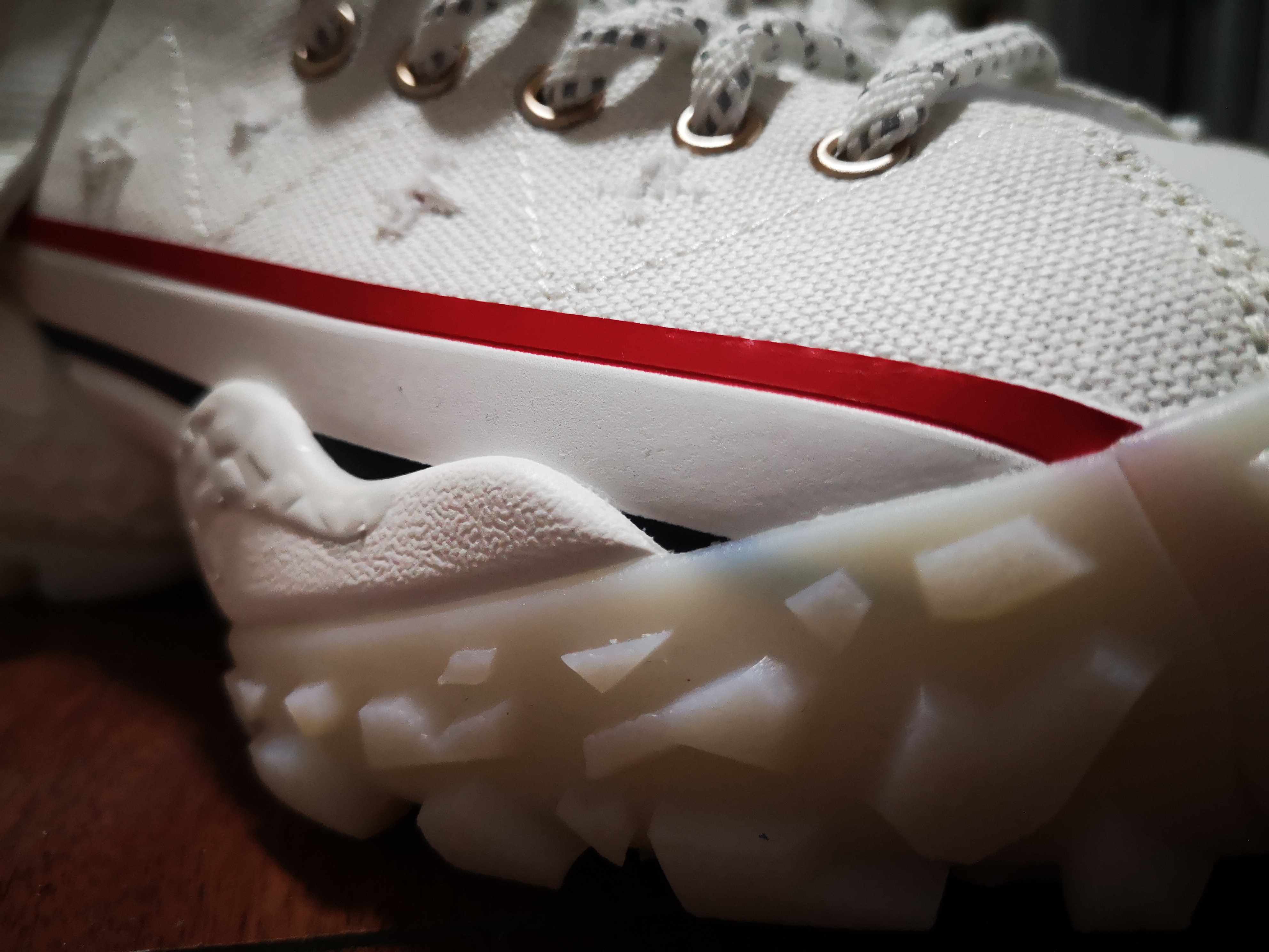 李宁鼠咬天开来了！最具中国风+可撕鞋面+盲盒玩法…满是惊喜