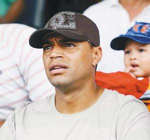 巴西盘球大师德尼尔森,世界盘球大师第一名是谁德尼尔森