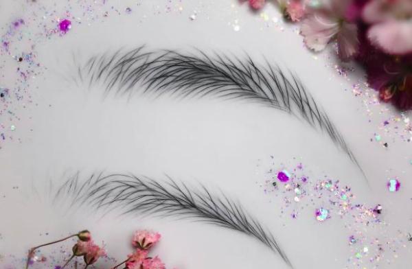 华亦俏朱红博士防晒霜,华亦俏朱红照片