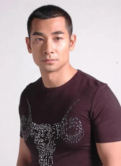 大醉侠赵文卓吻杨恭如,大醉侠赵文卓