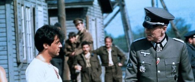 足球史上以一己之力力挽狂澜,足球球员生死时刻