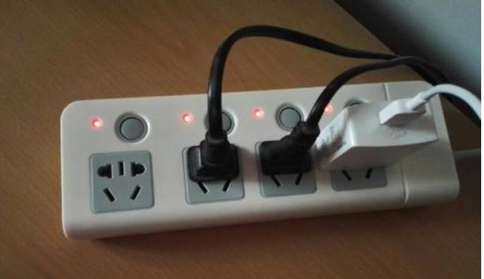 热水器不拔插头耗电量是多少,十种电器插头不拔耗电量大