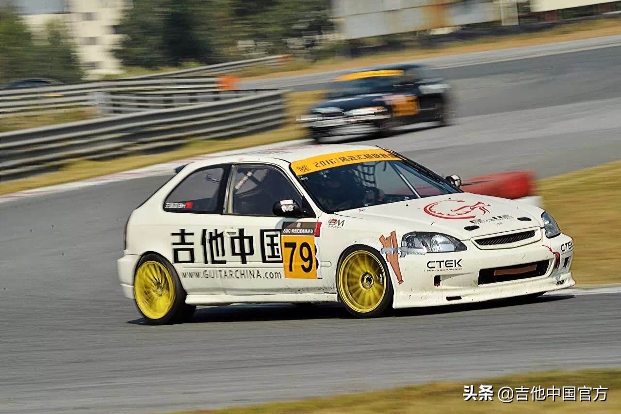 吉他中国介绍,中国吉他哪一年开始的