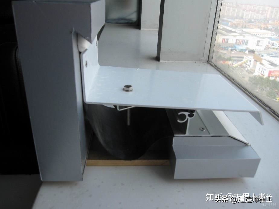 屋面建筑防水施工步骤教程,工程建筑屋面防水施工步骤教程