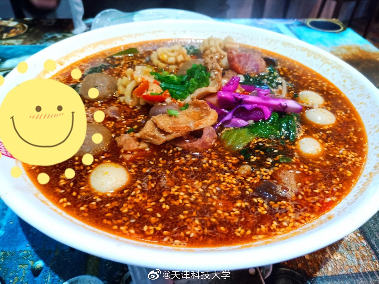 天津最馫大学食堂：晚上吃啥？给你安排的明明白白