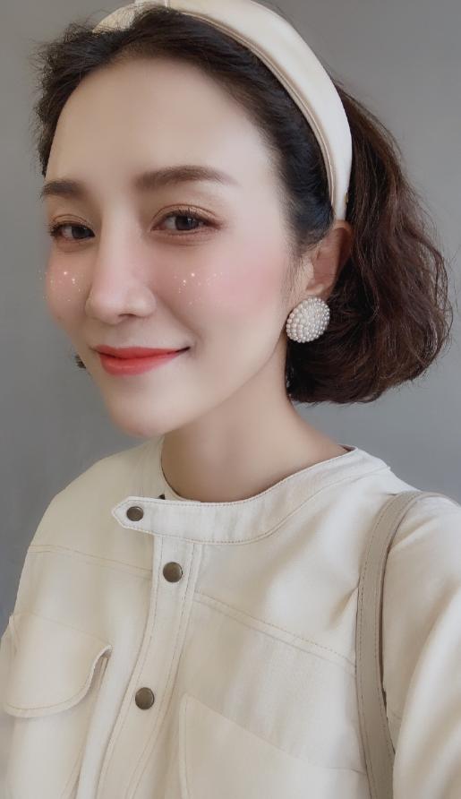 杨烁现实中的老婆照片曝光,杨烁现实中老婆