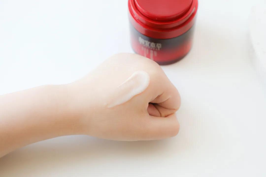 国货深度测评不讲情怀讲实力,片仔癀国货公认最好用的10大面霜