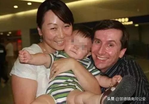 “拍死”6岁男孩！红极一时的“神医”被判刑！