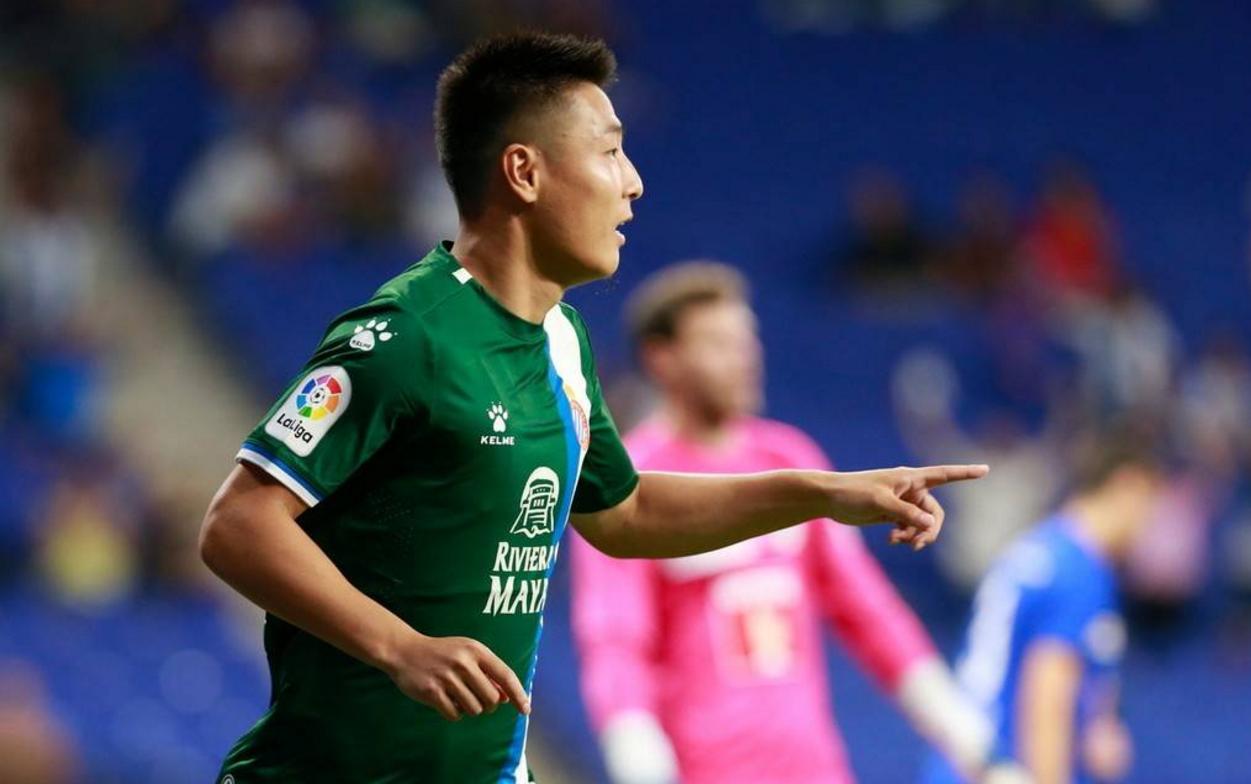 疯狂！中国球迷攻占西班牙人官推西媒用一句话盛赞武磊