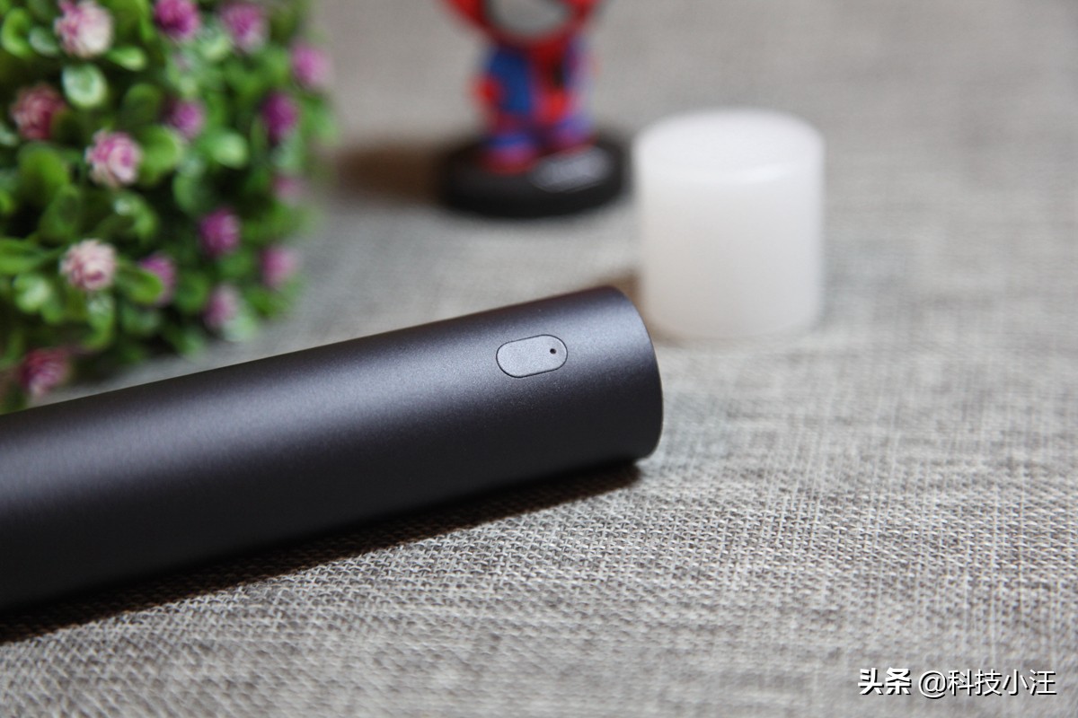 紫米随身手电筒,紫米强光手电筒图片