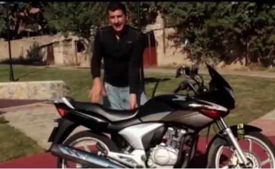 每日之车经典老车本田,新大洲本田cbf150s战鹰油箱