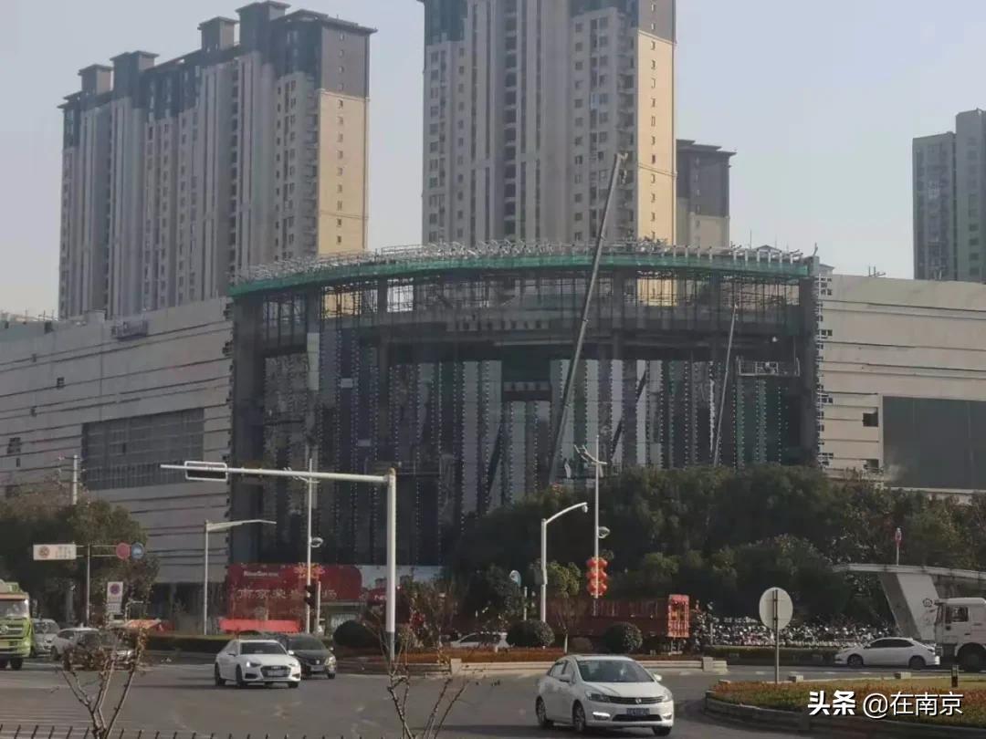 *合六**商场血战，没有赢家