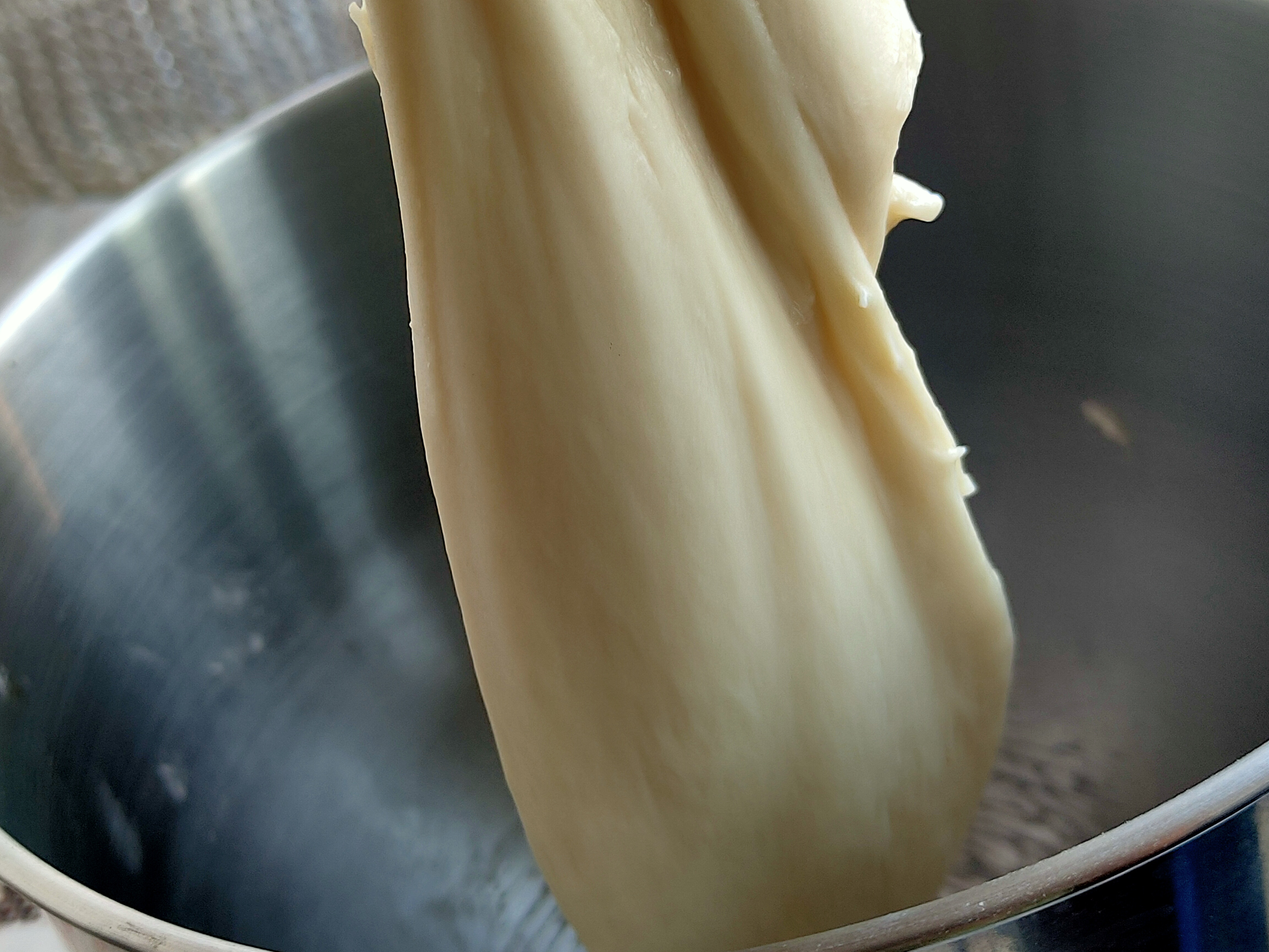 干玫瑰花怎么做成鲜花饼,什么玫瑰花可以做玫瑰花饼