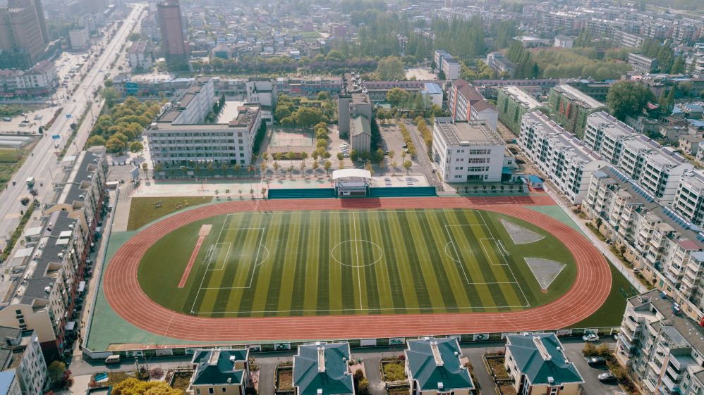 大渡口中学：池州市德育示范学校创建活动风正一帆悬